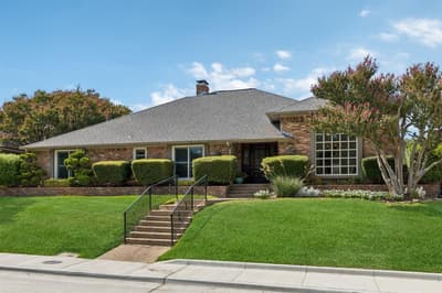 9639 Vista Oaks Drive, Dallas TX 75243