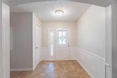 5209 Smokerise Court, Arlington TX 76016 - Photo 2
