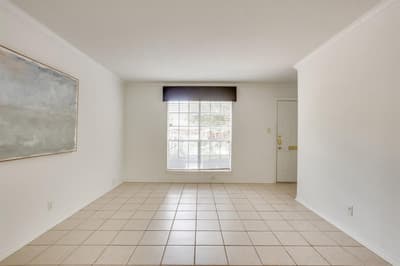 901 Roaring Springs Road, Fort Worth TX 76114 - Photo 3