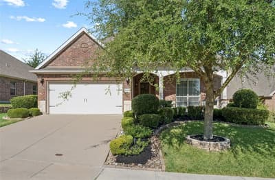 5837 Tuleys Creek Drive, Fort Worth TX 76137 - Photo 2