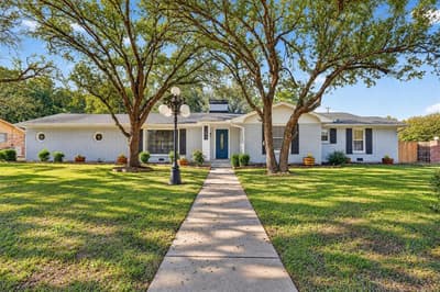 1204 Loma Alta Place, Cleburne TX 76033