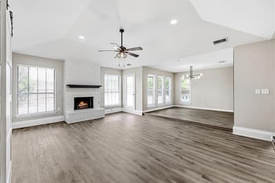 14826 Sopras Circle, Addison TX 75001 - Photo 3