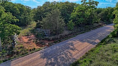 3952 Lake Valley Rd, Sunset TX 76270 - Photo 3