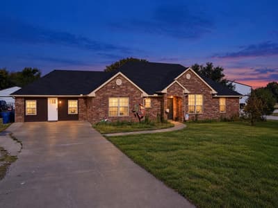1813 County Road 123, Gainesville TX 76240