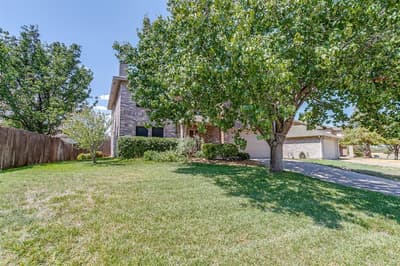 332 Sunset Oaks Drive, Fort Worth TX 76112 - Photo 2
