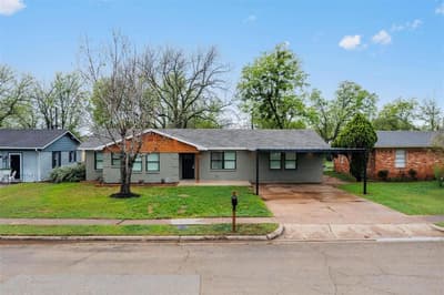 504 N Main Street, McGregor TX 76657 - Photo 3