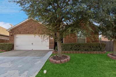 437 Buoy Drive, Crowley TX 76036