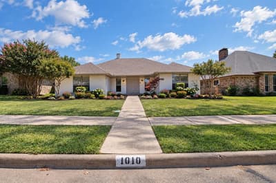 1010 Magnolia Drive, Carrollton TX 75007 - Photo 2
