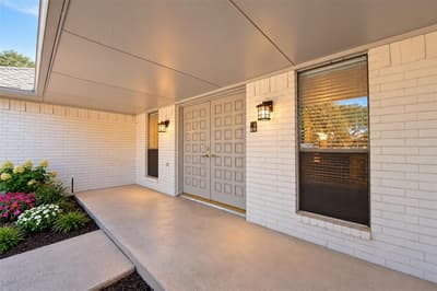 1010 Magnolia Drive, Carrollton TX 75007 - Photo 3