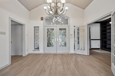 13217 Woodhaven Drive, Farmers Branch TX 75234 - Photo 2