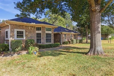 2809 Caprice Avenue, Denison TX 75020 - Photo 4