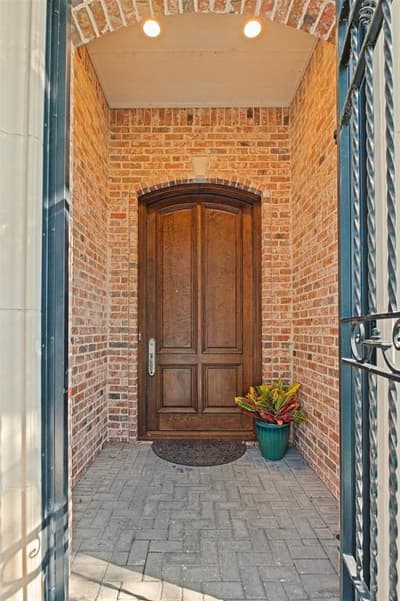 5929 Newgate Lane, Plano TX 75093 - Photo 2