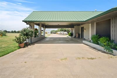 1629 Blair Drive, Cleburne TX 76031 - Photo 3