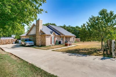 7647 Blanchard Way, Fort Worth TX 76126 - Photo 2