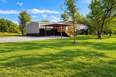 309 Lark Meadow Drive, Runaway Bay TX 76426