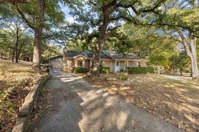 4009 High Meadows Drive, Alvarado TX 76009 - Photo 2
