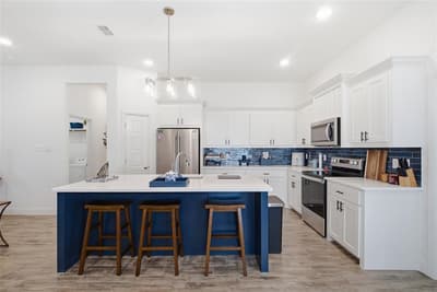211 Clover Circle, Weatherford TX 76086