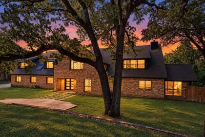 2114 Coral Drive, Arlington TX 76010