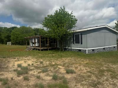 1085 Highland Circle, Springtown TX 76082 - Photo 2