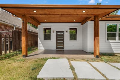 921 Bessie Street, Fort Worth TX 76104 - Photo 3