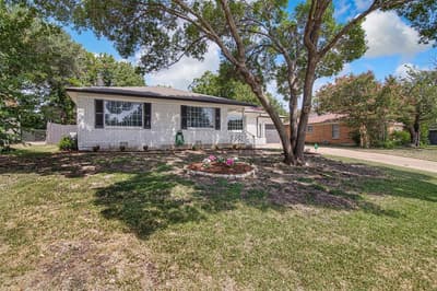 4840 Overton Avenue, Fort Worth TX 76133 - Photo 4