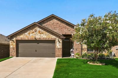 2504 Hadley Street, Weatherford TX 76087 - Photo 2
