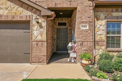 2504 Hadley Street, Weatherford TX 76087 - Photo 3