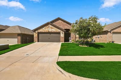 2504 Hadley Street, Weatherford TX 76087