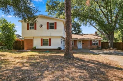 1802 Tulip Drive, Arlington TX 76013 - Photo 3