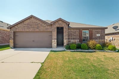 816 Alton Drive, Aubrey TX 76227