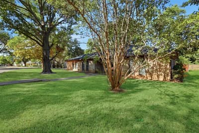 6437 Suncrest Court, North Richland Hills TX 76180 - Photo 3