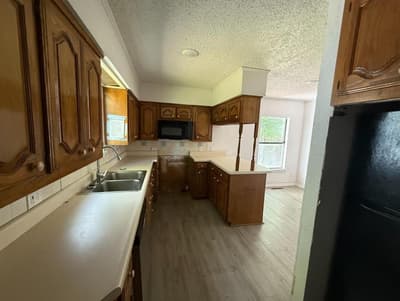 3910 Johnson Street, Greenville TX 75401 - Photo 5