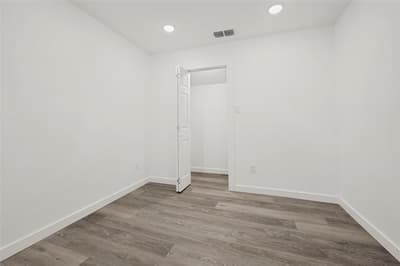 2661 Hudspeth Avenue, Dallas TX 75216 - Photo 5