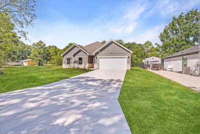 200 Harris Harbor, East Tawakoni TX 75472