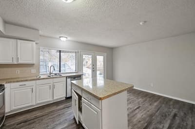 3505 Rush Springs Drive, Arlington TX 76016 - Photo 5
