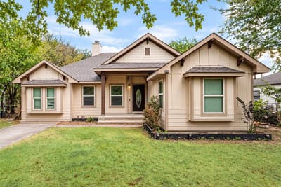 910 English Street, Irving TX 75061