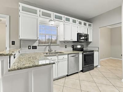 803 N State Street, Decatur TX 76234 - Photo 2
