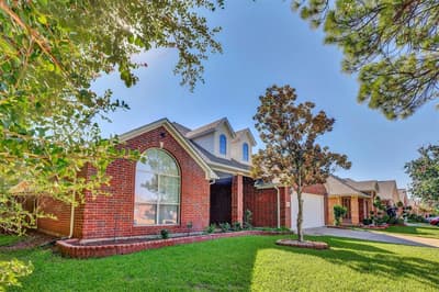1506 Park Grove Drive, Irving TX 75060 - Photo 3