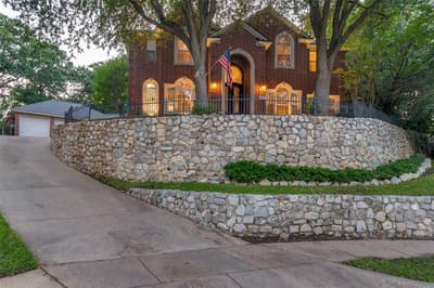 3145 Joyce Court, Grapevine TX 76051 - Photo 2