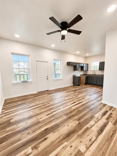309 E Pine Street, Jacksboro TX 76458 - Photo 3