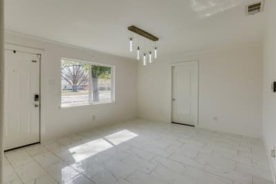 3831 Black Oak Drive, Dallas TX 75241 - Photo 5