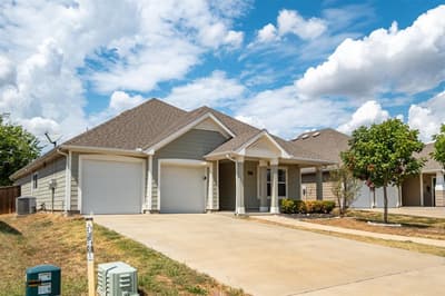 126 Spring Creek Lane, Terrell TX 75160