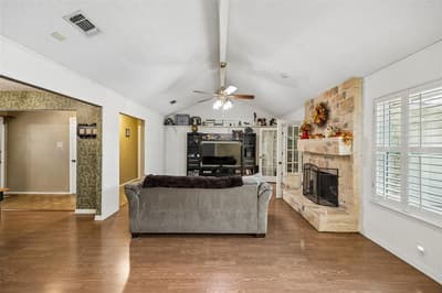 5729 Sage Bloom Drive, Arlington TX 76017 - Photo 4