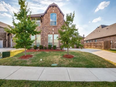 107 Balsam Drive, Red Oak TX 75154 - Photo 2