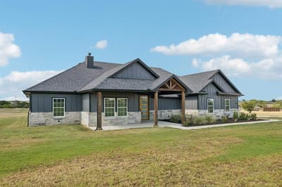 6605 Buffalo Ridge Circle, Godley TX 76044 - Photo 2