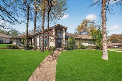 1800 High Vista Court, Fort Worth TX 76112