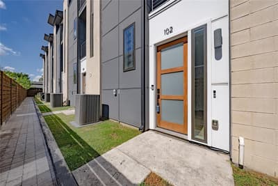 145 N Henderson Avenue # 102, Dallas TX 75214 - Photo 3