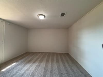 5126 Eagle Nest Drive, Arlington TX 76017 - Photo 2