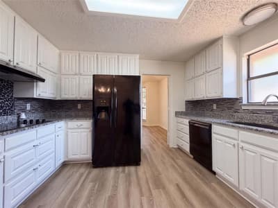 5126 Eagle Nest Drive, Arlington TX 76017 - Photo 3