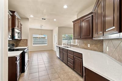 11808 Anna Grace Drive, Fort Worth TX 76028 - Photo 3